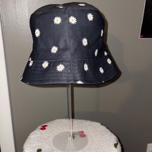 Black Bucket Hat with Daisy Print